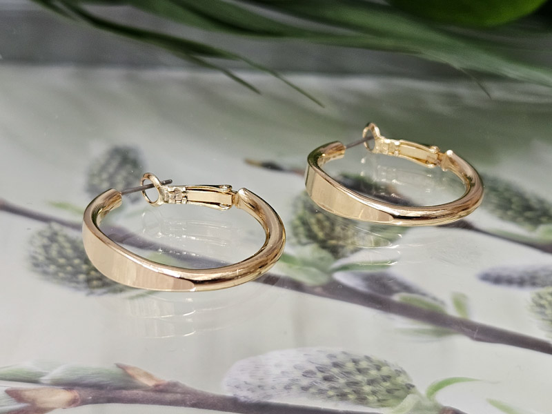 Серьги 1100006500135 Серьги 1100006500135: цена 250 рублей.