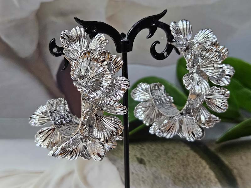 Серьги 1036006500090 Серьги 1036006500090: цена 985 рублей.