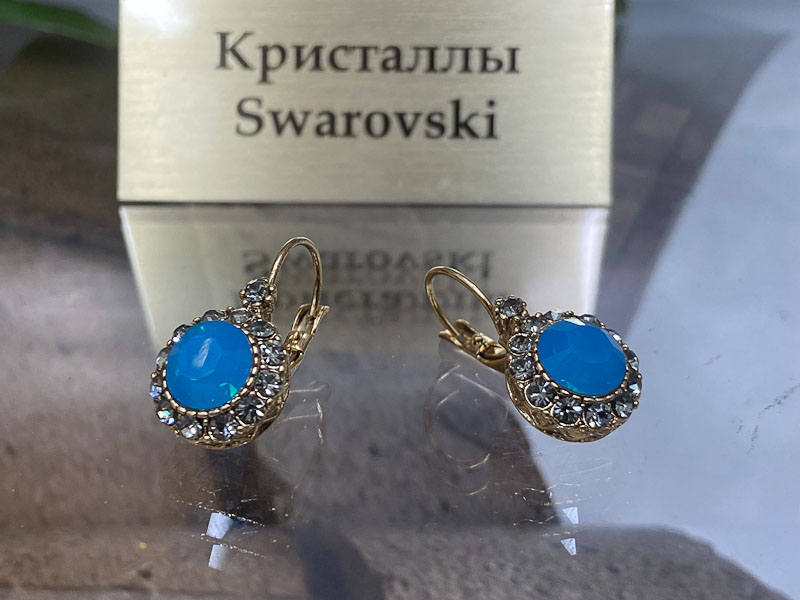 Серьги 1141002500132: цена 620 рублей.
