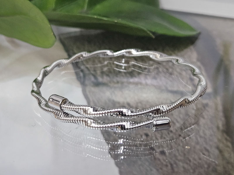 Браслет 1021006500157 Браслет 1021006500157: цена 250 рублей.