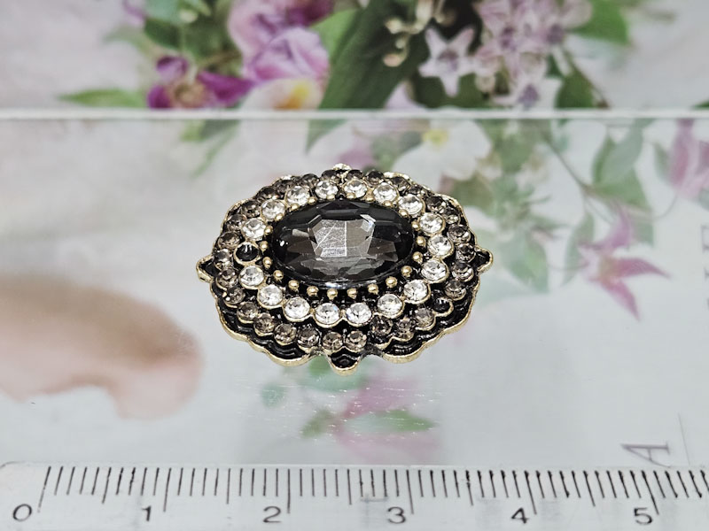 Брошь 1023006500267: цена 230 рублей.