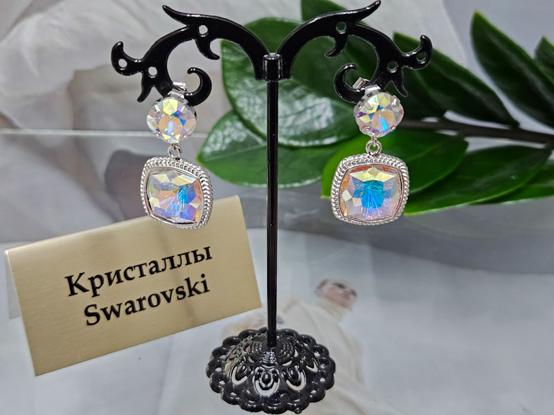 Серьги 2176008300133: цена 2860 рублей.