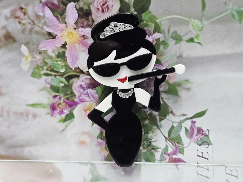 Брошь 1816006500029: цена 410 рублей.