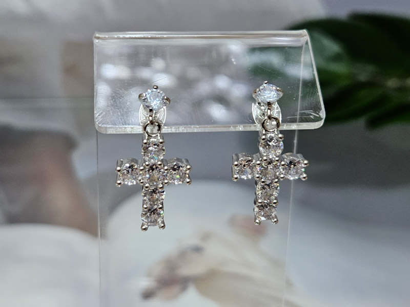 Серьги 1197007400243: цена 480 рублей.