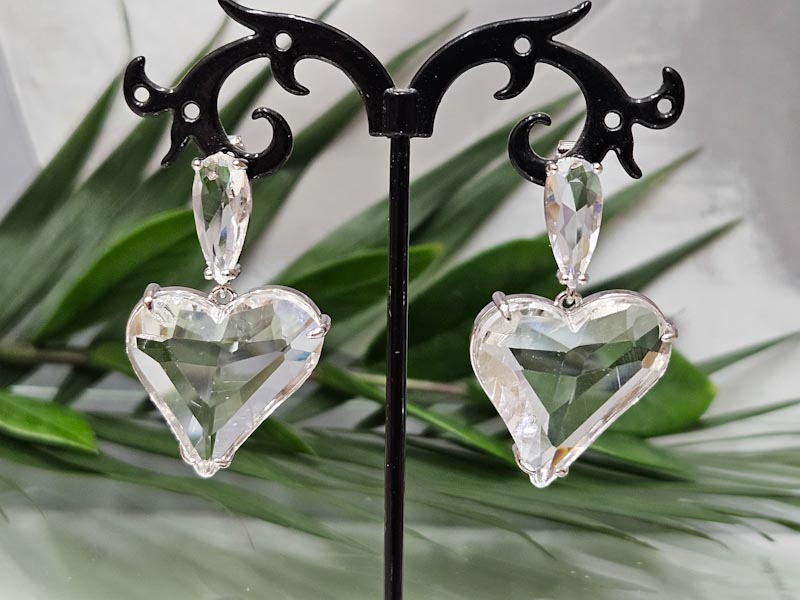 Серьги 1036006500052 Серьги 1036006500052: цена 820 рублей.