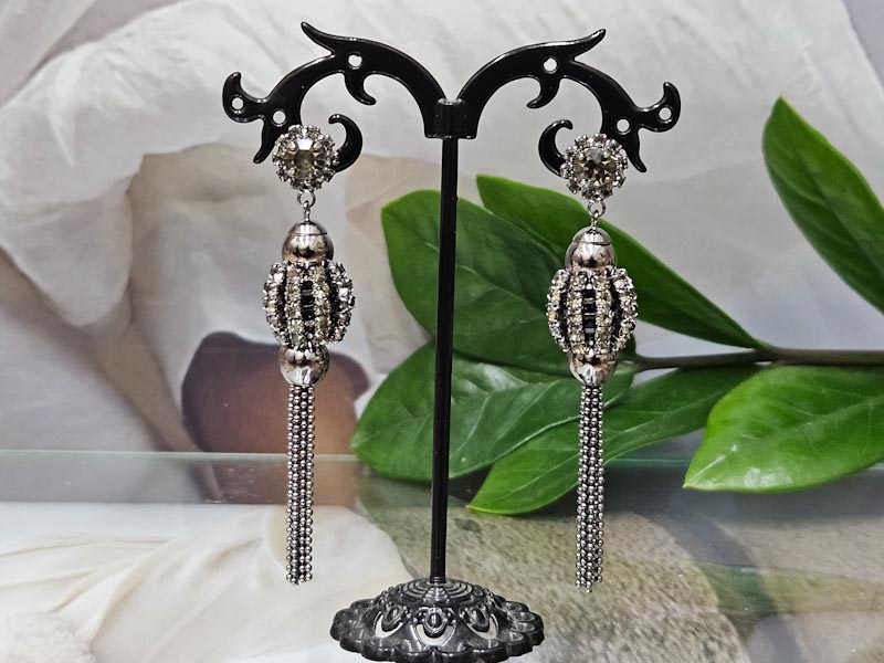 Серьги 1886006500015 Серьги 1886006500015: цена 900 рублей.