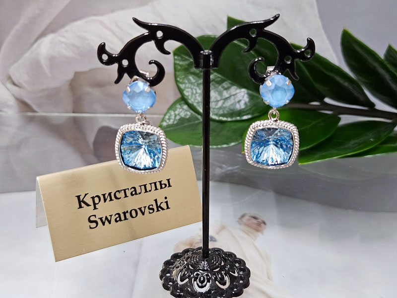 Серьги 2176008300065: цена 2860 рублей.