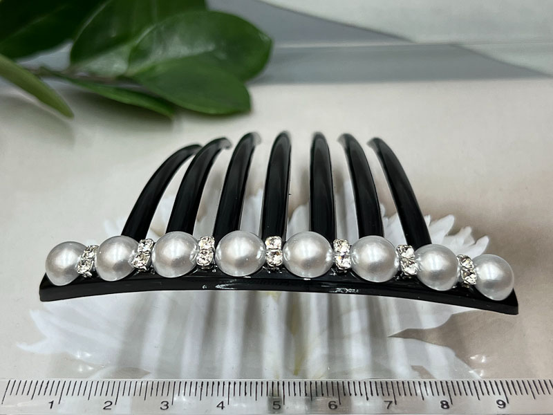 Заколка 1025001600164: цена 250 рублей.