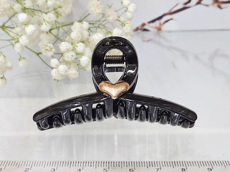 Заколка 1039001600413: цена 165 рублей.