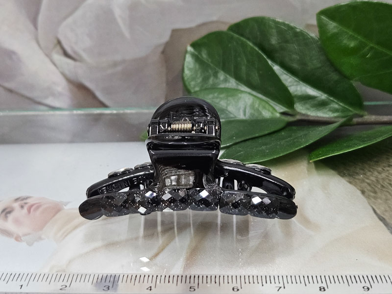 Заколка 1025001600188: цена 200 рублей.