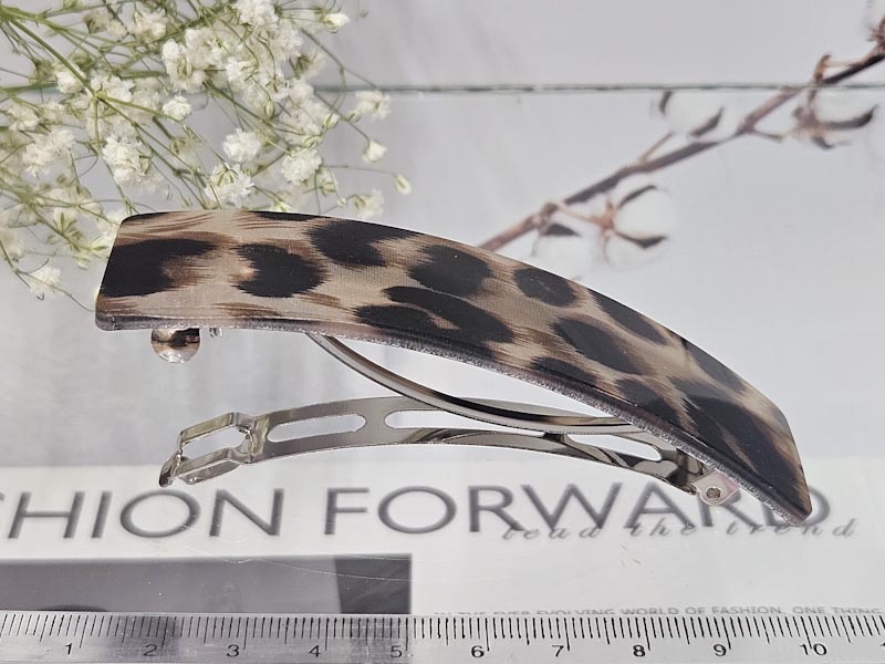 Заколка 1072001600076: цена 165 рублей.