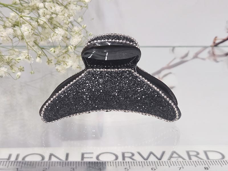 Заколка 2252001600033: цена 330 рублей.