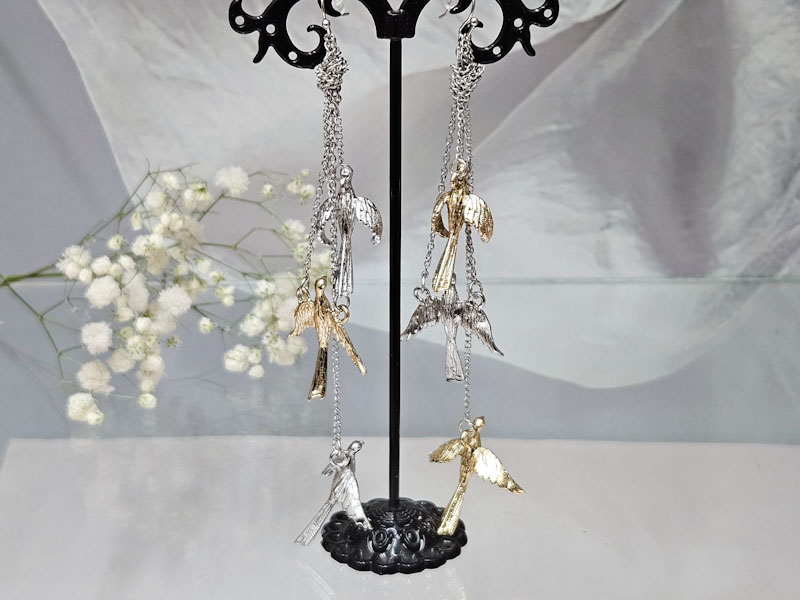 Серьги 1036002600084: цена 1230 рублей.