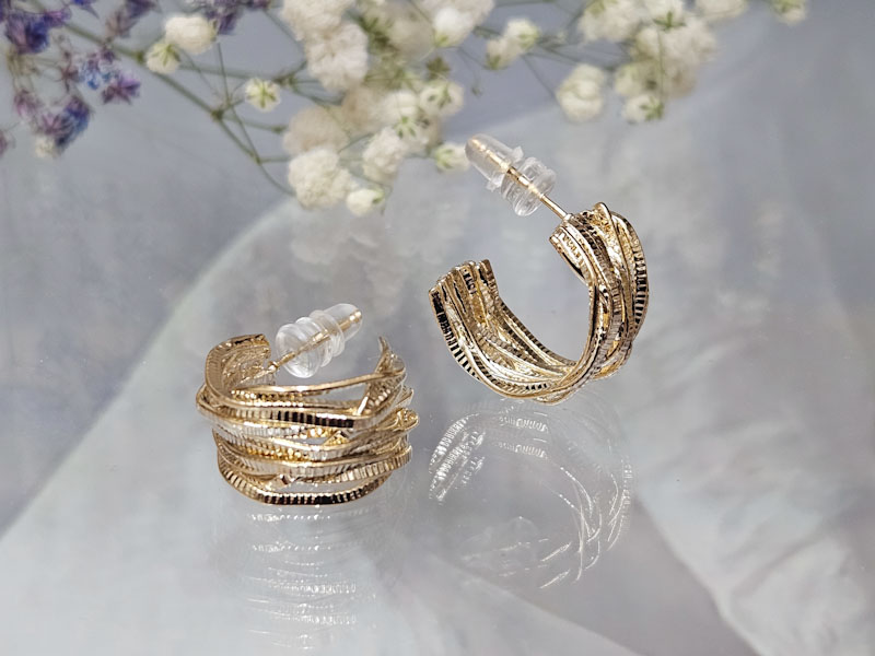 Серьги 2244026600327: цена 500 рублей.