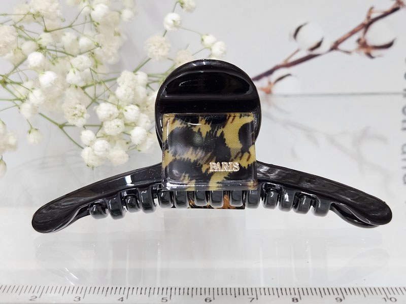 Заколка 1039001600604: цена 330 рублей.