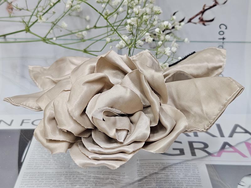 Резинка 2124001600057: цена 820 рублей.