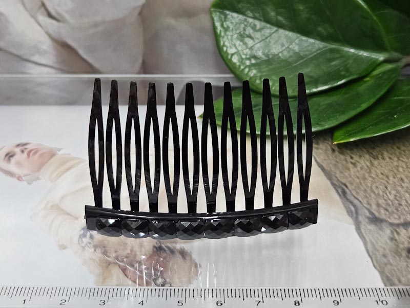 Заколка 1025001600225: цена 115 рублей.