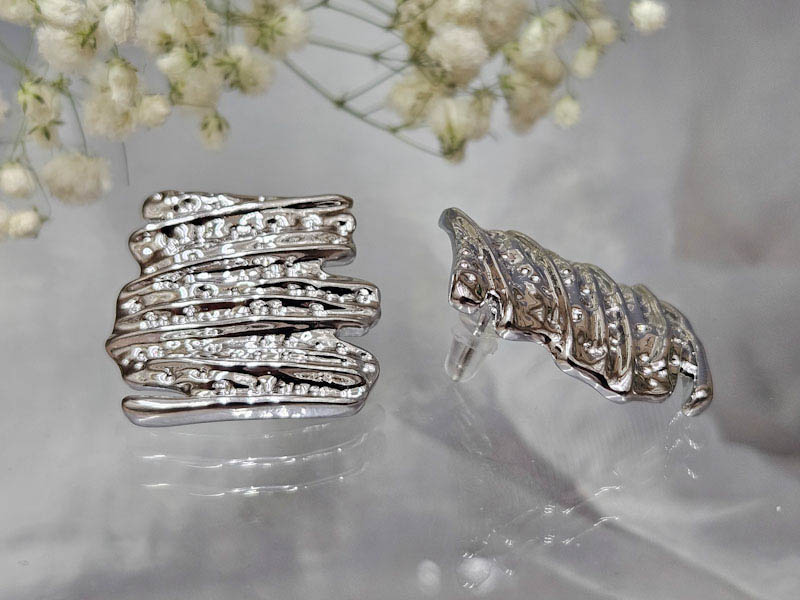 Серьги 2244026600204: цена 500 рублей.