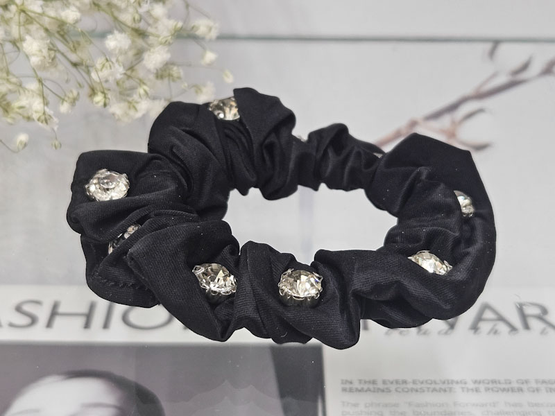 Резинка 2196001600016: цена 200 рублей.