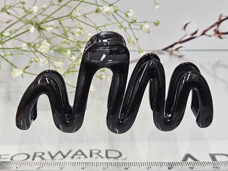 Заколка 1499001600057: цена 165 рублей.