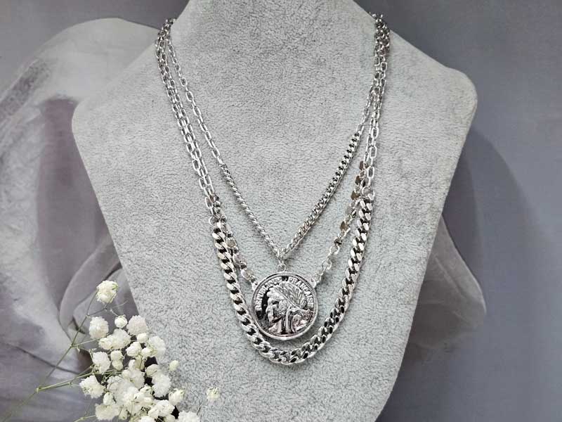 Подвеска 1096002600156: цена 985 рублей.