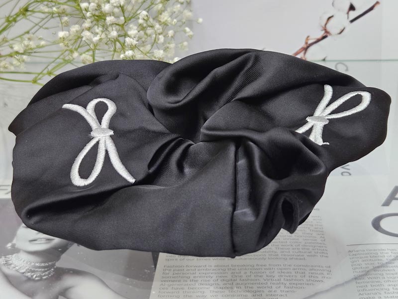 Резинка 2036001600480: цена 250 рублей.