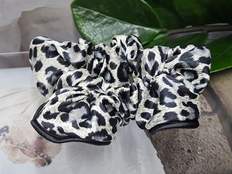 Резинка 1226001600042: цена 230 рублей.