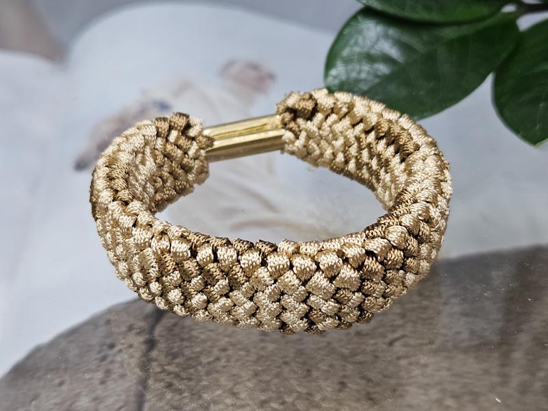 Резинка 1023001600030: цена 50 рублей.