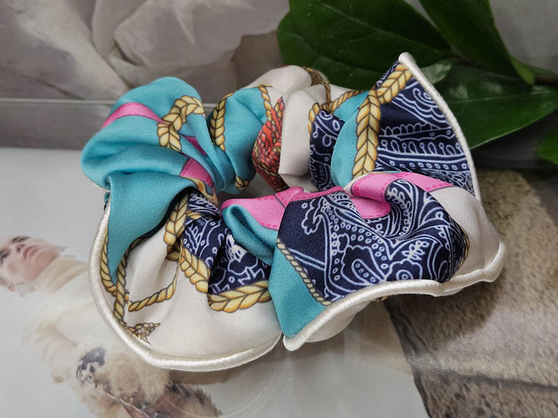 Резинка 1226001600080: цена 230 рублей.