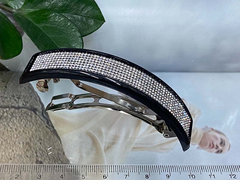 Заколка 1103001600183: цена 330 рублей.