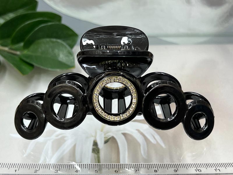 Заколка 1743001600075: цена 250 рублей.