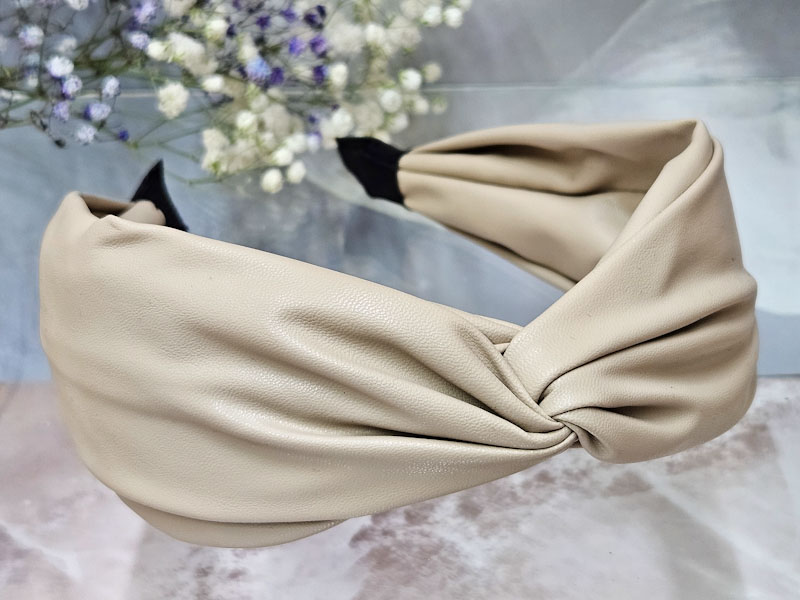 Ободок 2036001600237: цена 460 рублей.