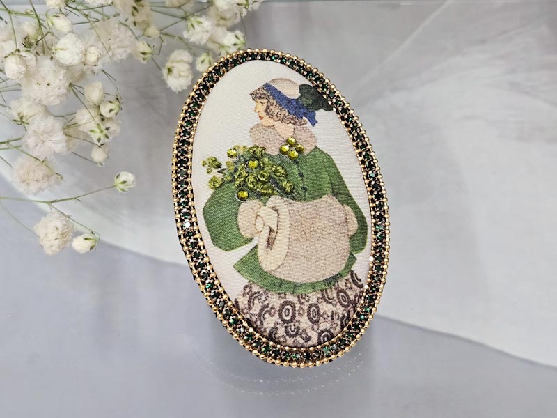 Брошь 2089002600140: цена 1475 рублей.