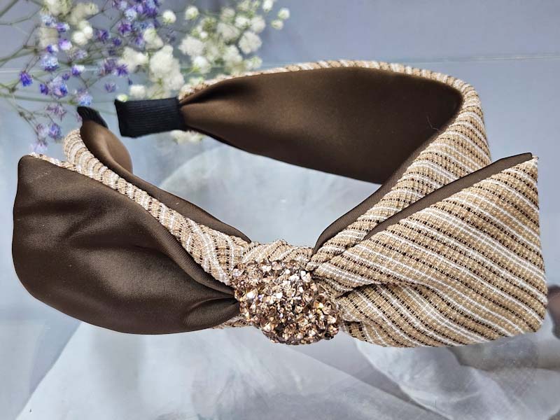 Ободок 1586001600078: цена 495 рублей.