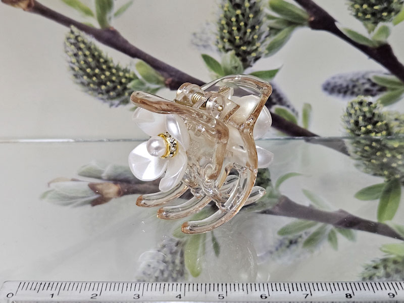 Заколка 1107001600044: цена 295 рублей.