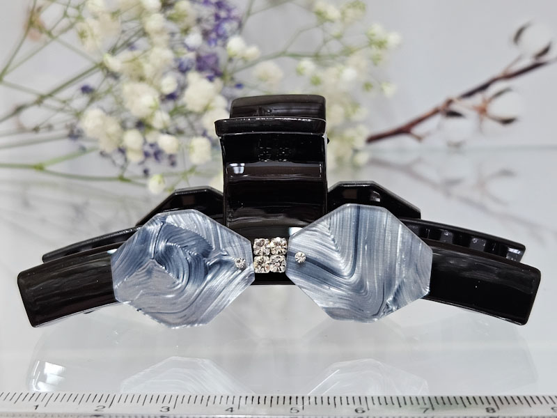 Заколка 1915001600014: цена 410 рублей.