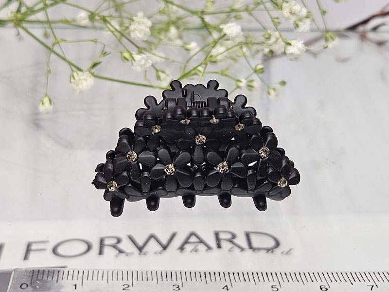 Заколка 1499001600026: цена 165 рублей.