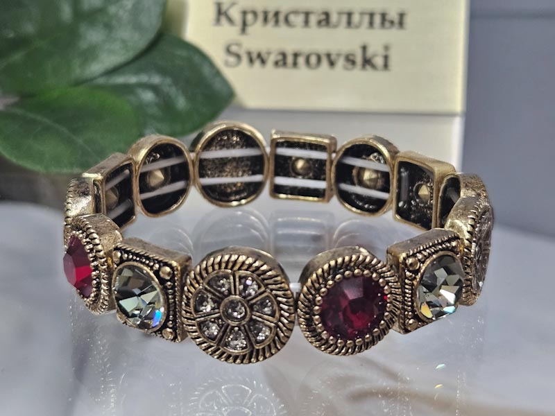 Браслет 1141002600344: цена 1640 рублей.