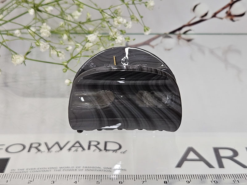 Заколка 1938001600013: цена 165 рублей.