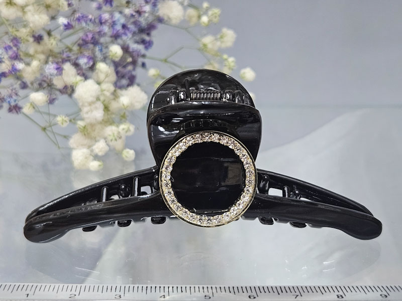 Заколка 1743001600198: цена 280 рублей.