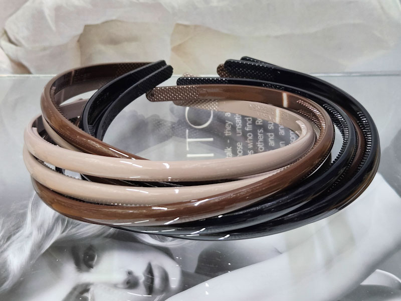 Ободок 1489001600089: цена 820 рублей.