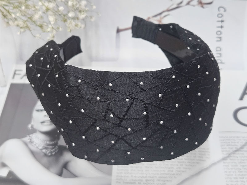 Ободок 1149001600167: цена 295 рублей.