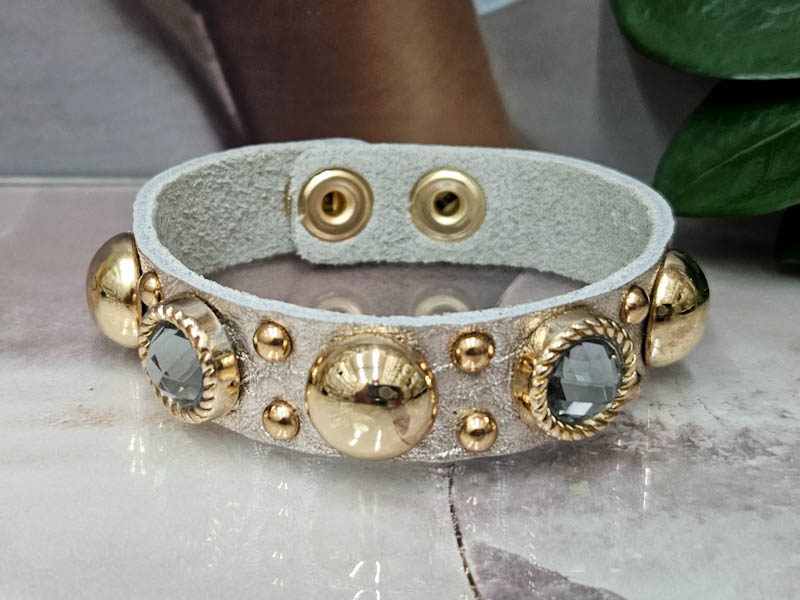 Браслет 1120002600387: цена 655 рублей.