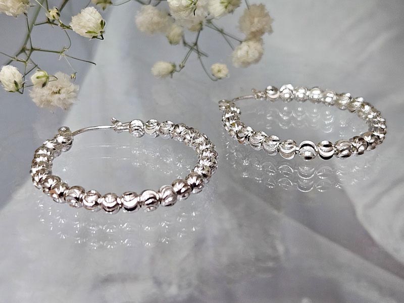 Серьги 2243026600238: цена 465 рублей.