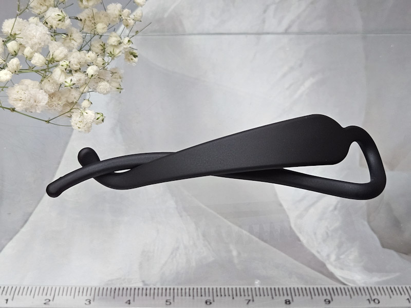 Заколка 1833001600318: цена 70 рублей.