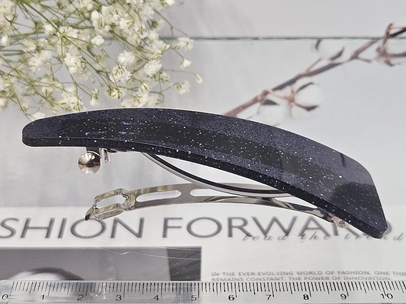 Заколка 1072001600069: цена 165 рублей.