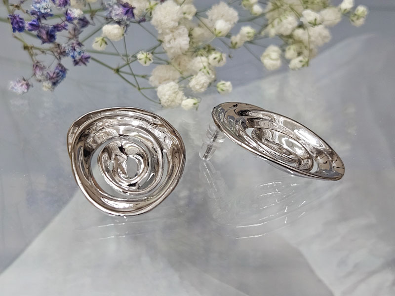 Серьги 2244026600167: цена 605 рублей.