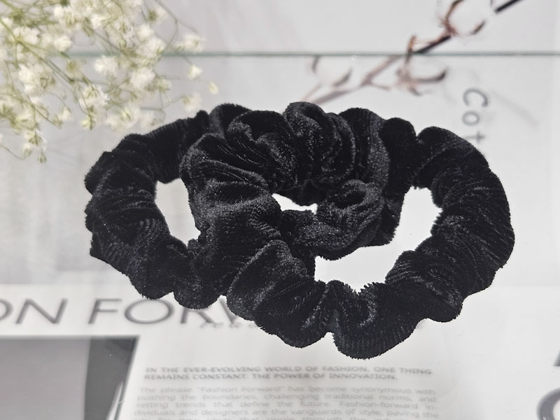 Резинка 1833001600554: цена 40 рублей.