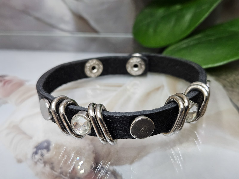 Браслет 1120002600158: цена 495 рублей.