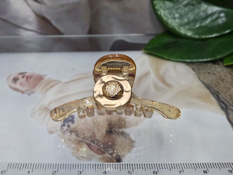 Заколка 1061001600223: цена 200 рублей.